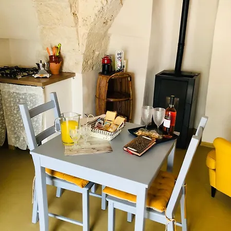 Trullo Trilli Puglia בית נופש