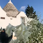 Trullo Trilli Puglia 度假居