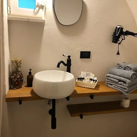 Trullo Trilli Puglia Nyaraló