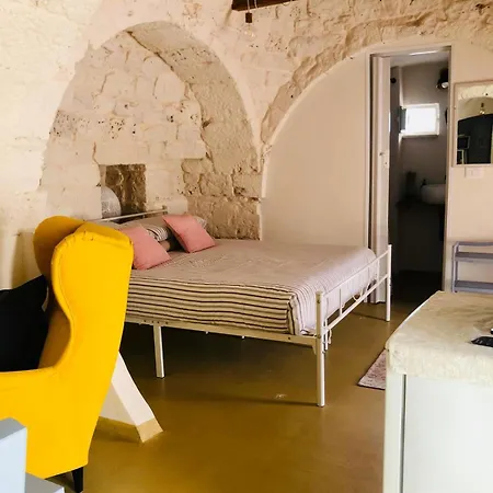 Trullo Trilli Puglia